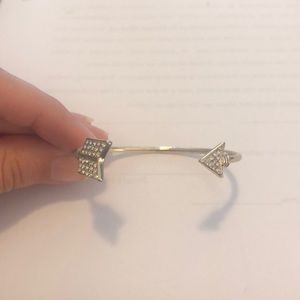 Arrow bracelet